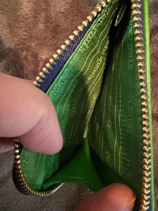 kate spade In The Garden Embossed Leather Compact Wallet in Navy Multi NWOT - Picture 3 of 3